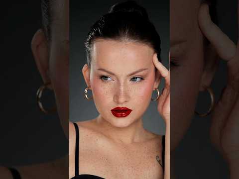 Оцени образ от 1-10? ✨ #makeup #makeuptutorial #makeupartist #красныегубы #дневноймакияж #fashion
