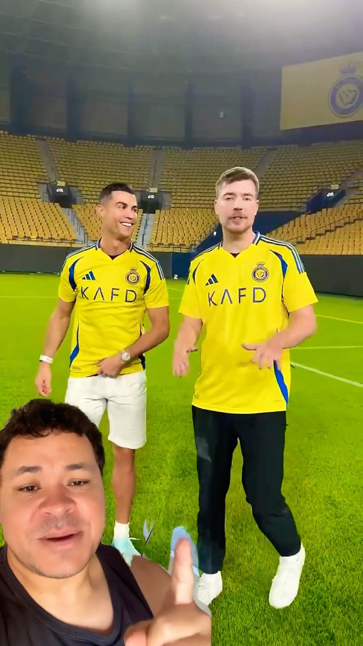 MR BEAST APRENDEU A FAZER A COMEMORAÇÃO DO CRISTIANO RONALDO? #mayumigames #mrbeast #cr7
