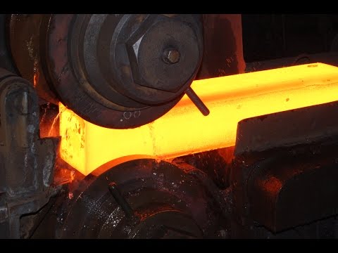 Proces produkcji rur stalowych bez szwu.