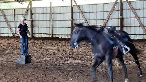 Mo at liberty side passing to the mounting block.