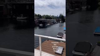 2727 Fairview Ave E | Seattle floating home tour