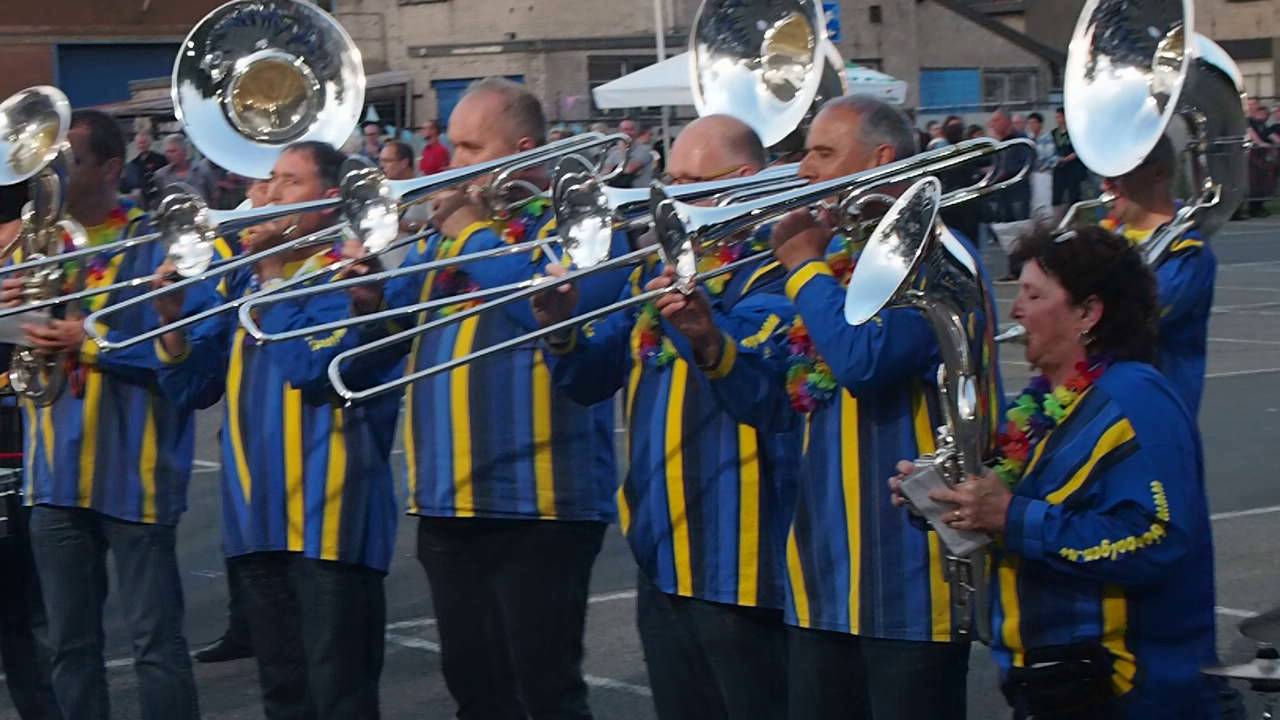 Feestkapel De Blaasbalgen - The rose - Taptoe Tiel 2016