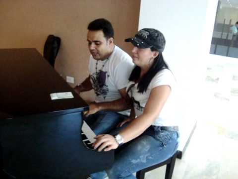 Emerson Plata & Hilda Velasquez - Solo para t - Ma...