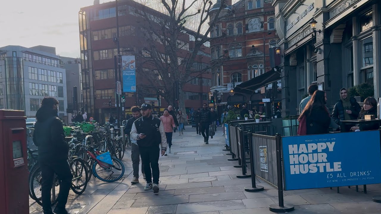 London Walk 🇬🇧 Hammersmith & Fulham ,  chilly Friday @ kings street