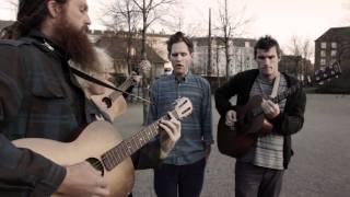 Video-Miniaturansicht von „Architecture in Helsinki - Contact high“