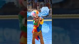 Badut pelangi joget joget