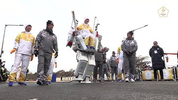 Hubo at the Winter Olympic Torch Relay at KAIST