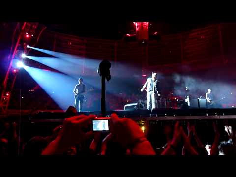 U2 Hannover 12-08-2010 Amazing Grace Where the str...