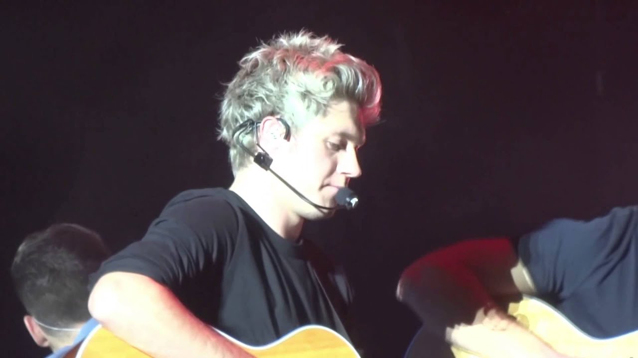 One Direction London O2 28/09/15 Little Things (Niall focus)