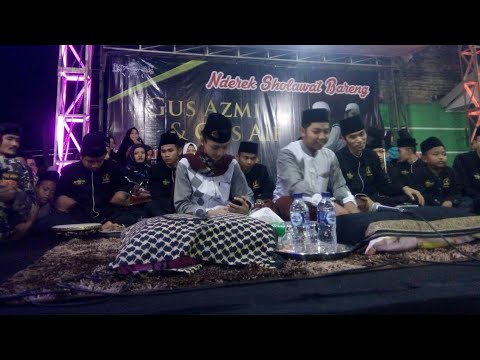 sadang-bersholawat-bersama-gus-azmi-dan-gus-aif