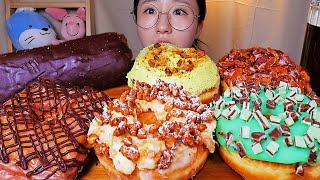 SUB) Randy's Donuts 🍩 Dessert Mukbang. Eating Show