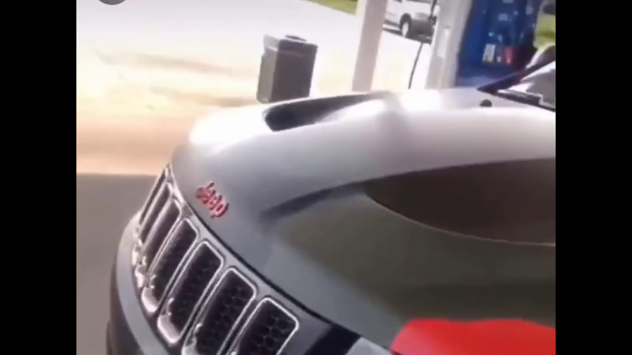 Jeep SRT on Red Forgiatos - YouTube