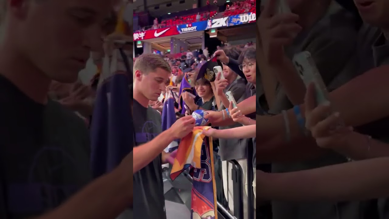 Guys showing love to the fans pregame! 💜 