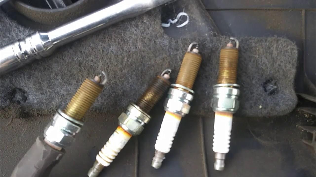 2013 HYUNDAI ELANTRA-SPARK PLUG REPLACEMENT - YouTube