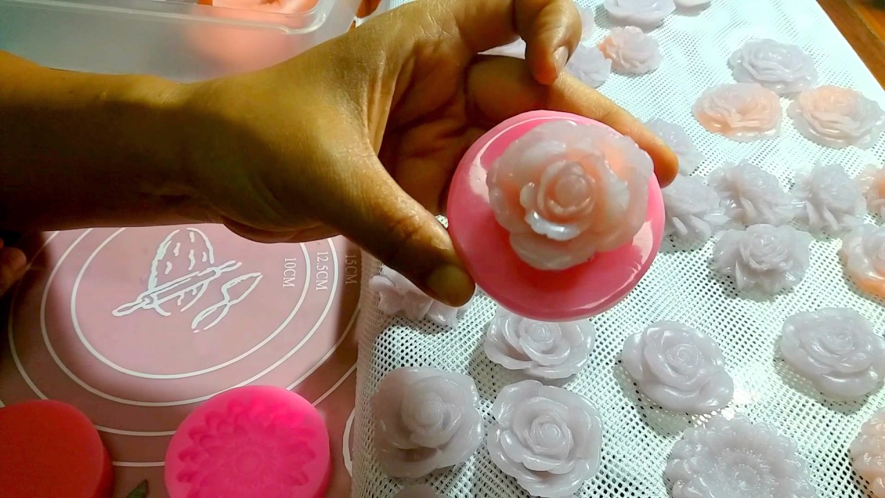 อาลัว ปั้นจากโมลซิลิโคน