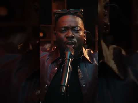 Watch the new Adekunle Gold concert on the PodiumZWART YouTube-channel!🖤💛
