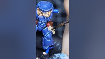 Painting a Space Marine EXACTLY like the box art (in 60 seconds)