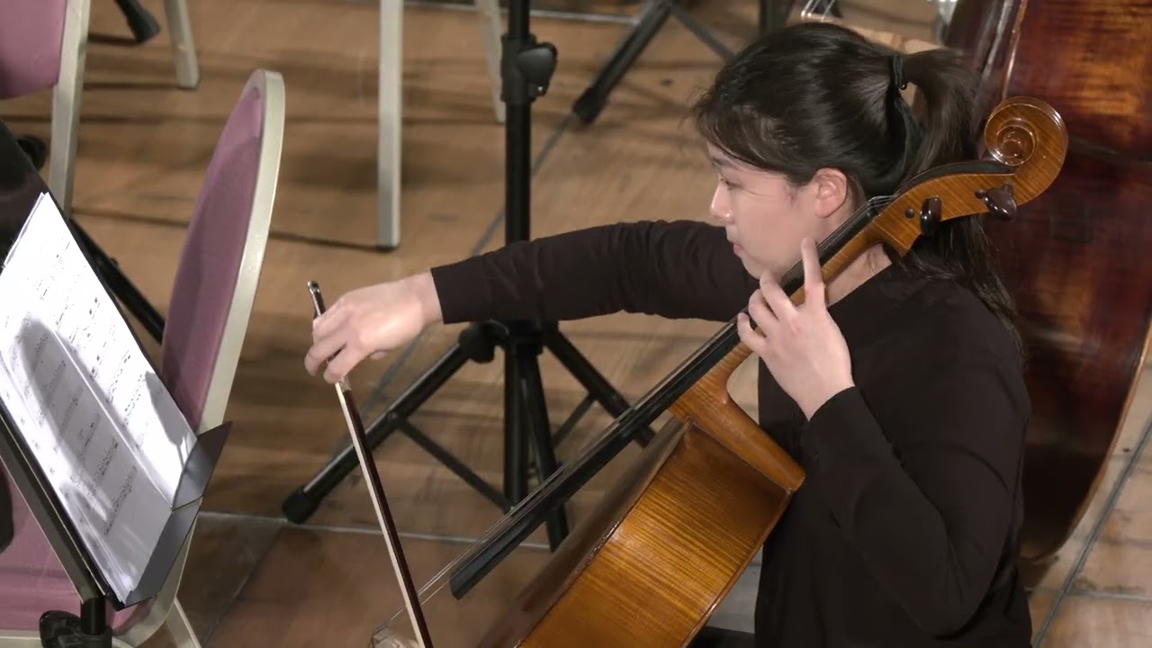 摩西．登堡：《淚海》