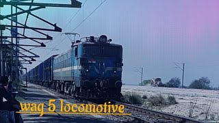 Perfect CROSSING Freight Trains | Extremely Rare :Beautiful WAG-5 🥵💯