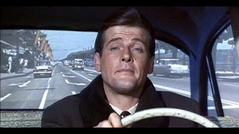 The Saint (1967) 5x19  To Kill a Saint. Roger Moore as Leslie Charteris