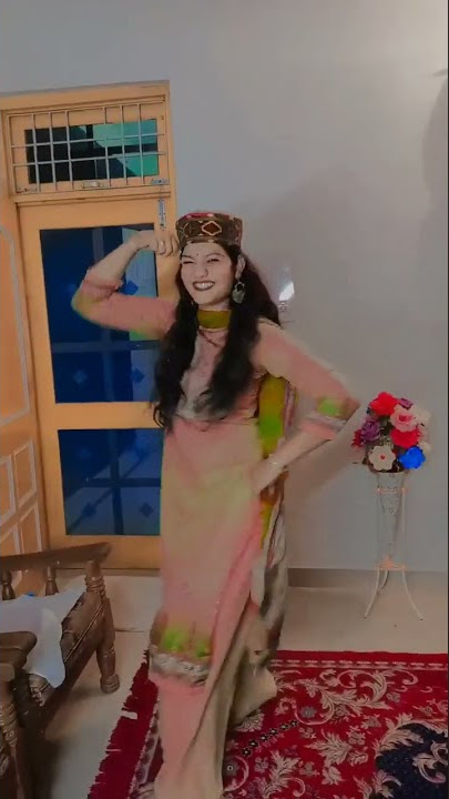 tere naal nhiyo bolna tere muh te much koi na pahadi video