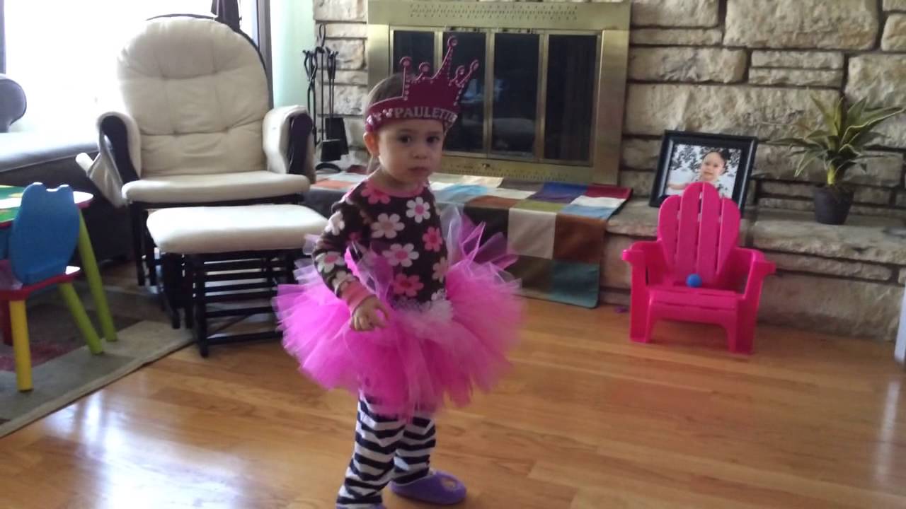Minnie Rella Dancing Minnie-Rella dance - YouTube