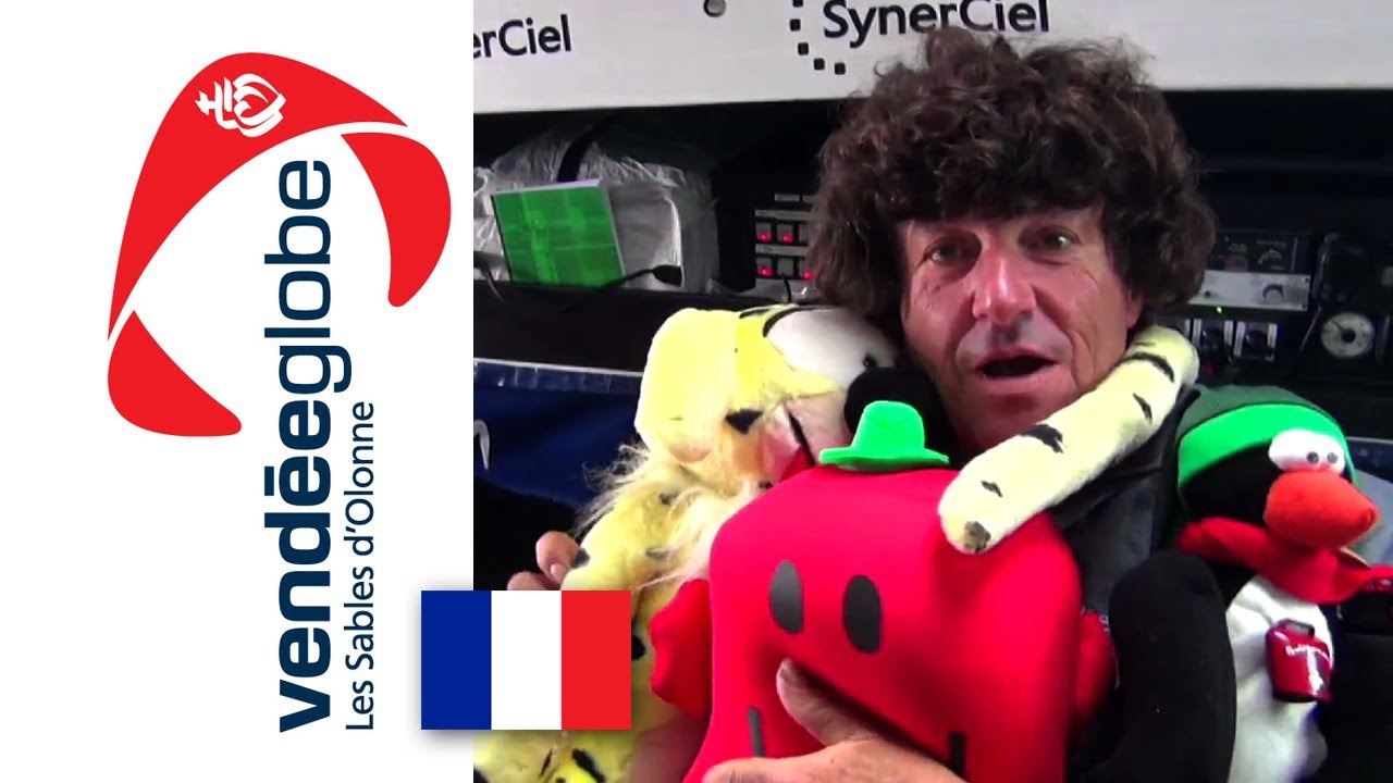 Porte bonheur, vêtements : les affaires personnelles des skippers à bord de leur Imoca 60