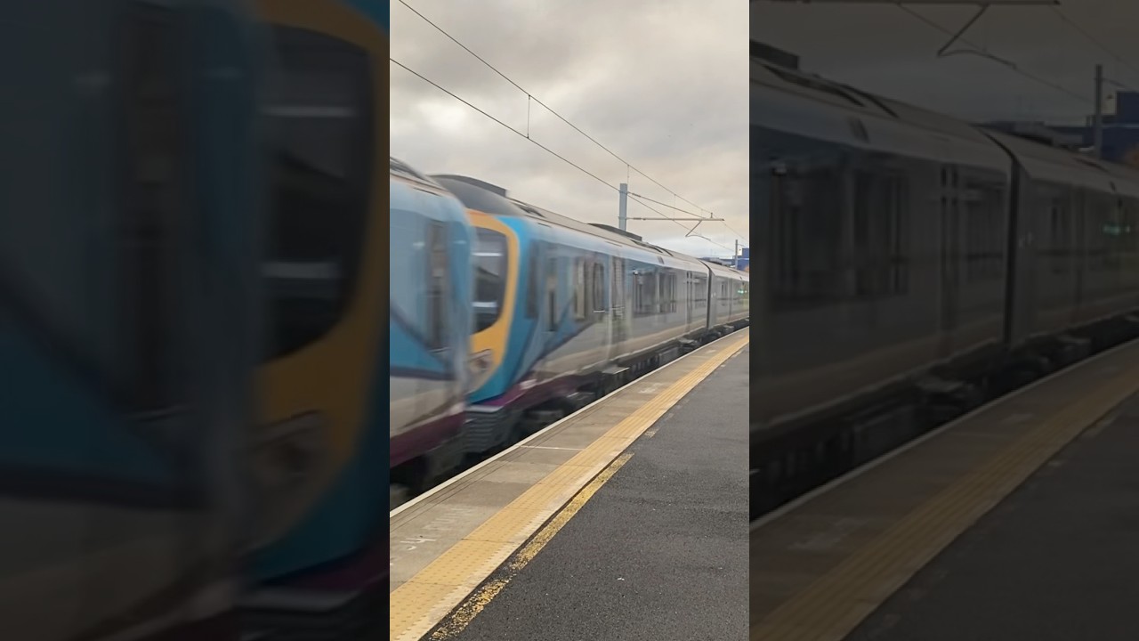 Class 185103 - 185143 Passing through Ashton-under-Lyne 