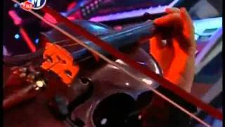 Mustafa Ceceli & Burcu Güneş - Bile Bile (Canlı)