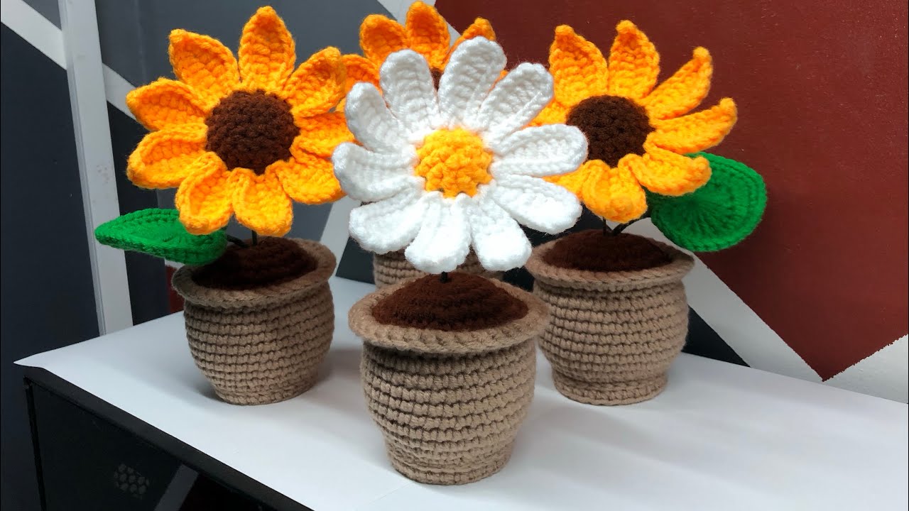 Crochet pot and soil using 5ply Milk cotton(tutorial) - YouTube