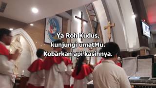 Video thumbnail of "PS. 571 - Ya Roh Kudus, Kunjungi UmatMu; PS. 351 - Tuhan Kasihanilah Kami; PS. 352 - Kemuliaan"