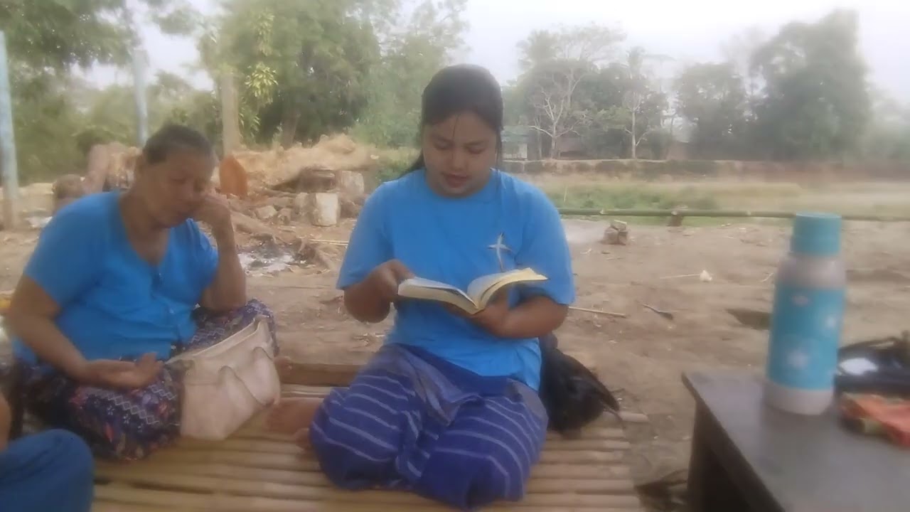 ကန်တစ်လုံးကိုဆက်ကပ်ခြင်း။