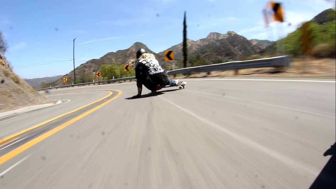 Mikael Kula Jensen shreddin´ some Malibu curves