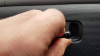 How To Unlock a Faulty Glove Box On a Mitsubishi Shogun / Pajero / Montero
