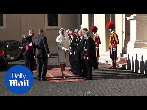 Princess Charlene of Monaco visits the Vatican in all-white - Daily Mail