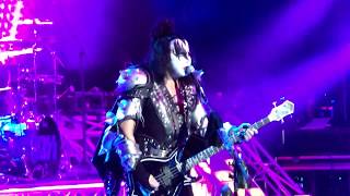 Kiss Hot and Cold Kiss Kruise VII night  one