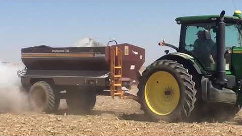 12 Ton HD ProSpread Single Axle, spreading lime