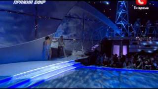 Танцуют все-3 Аня и Тони (26.11.2010).avi