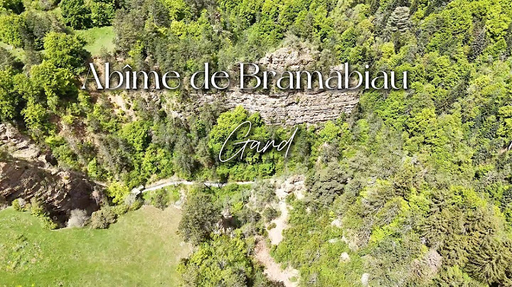 Abime de Bramabiau et sa rivière souterraine - Prises de vues drone - 2024
