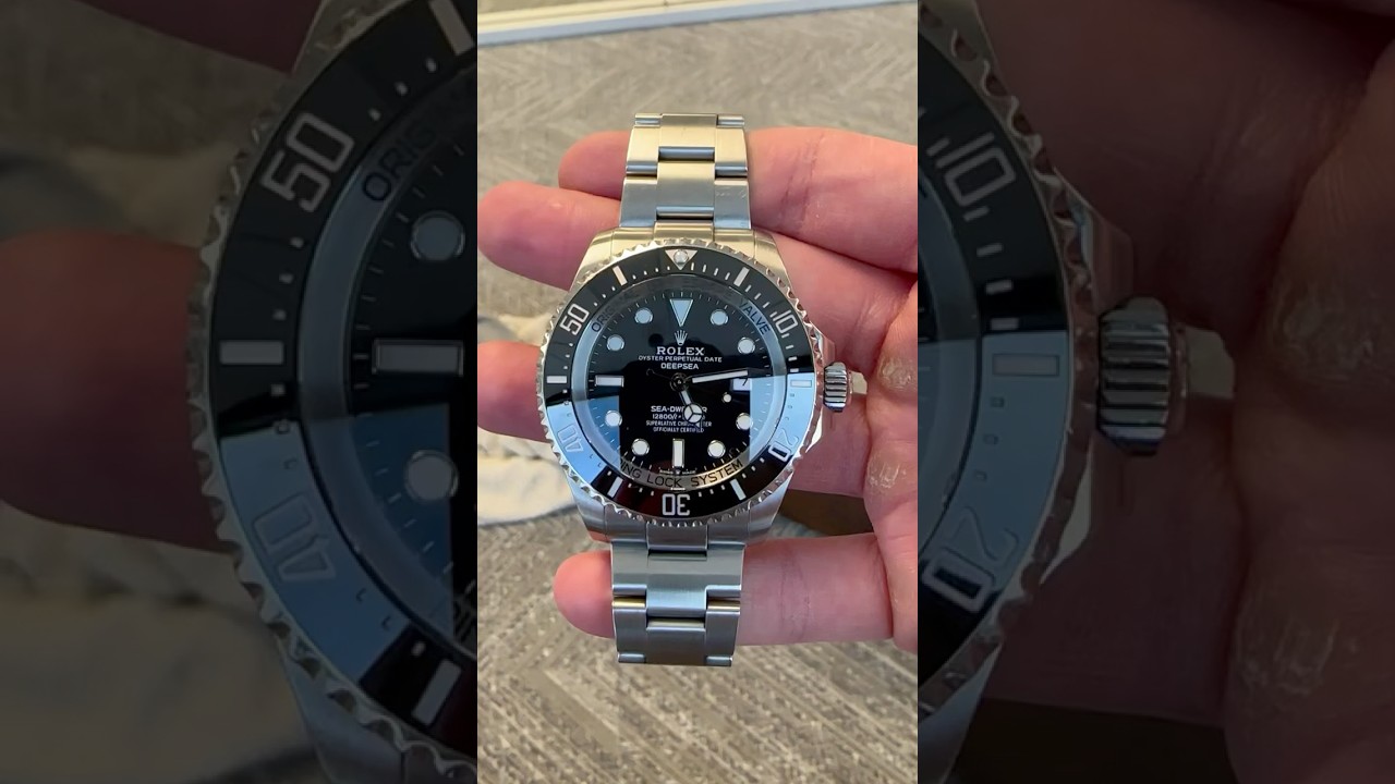 Rolex Deepsea Sea-Dweller 136660 