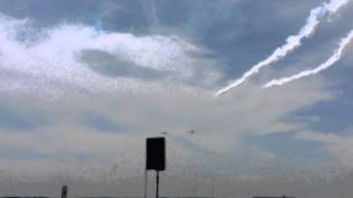 2014 McGuire AFB Air Show - GEICO Skytypers Bomb Burst