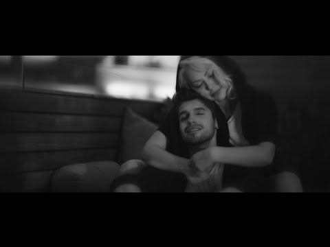 Aylin Coşkun - Anladın Sen Onu (Official Video)