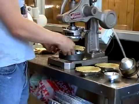 Pie-making machines, 2012-10-10
