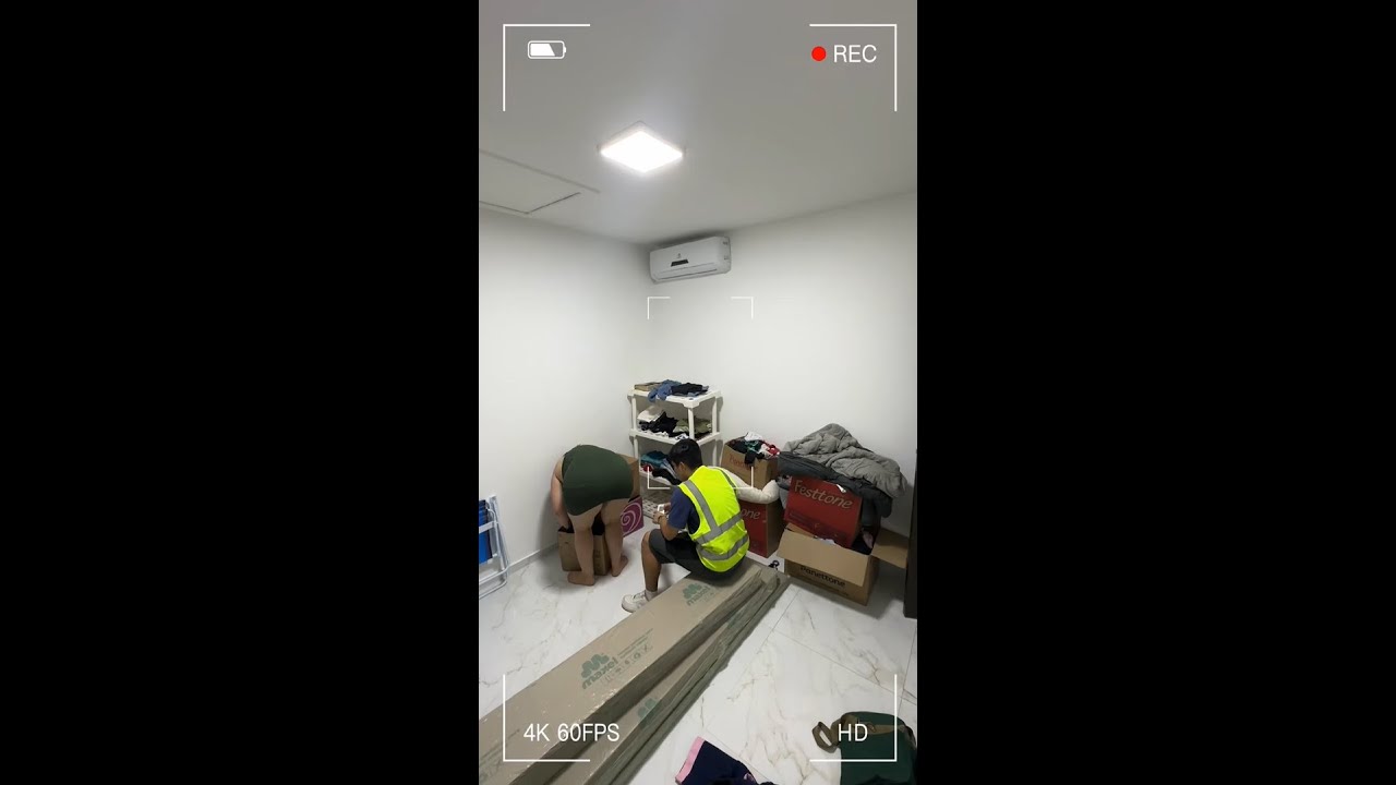 🔥 Lui Alzava I Pacchi, Io Alzavo La Tensione