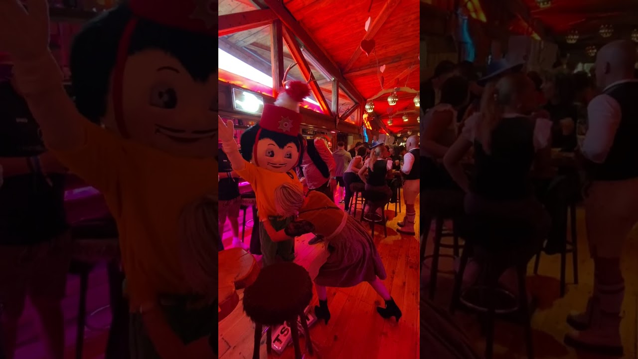 Wasen Gaudi bei Florian Gauder in der Almhütte - Frühlingsfest Stuttgart