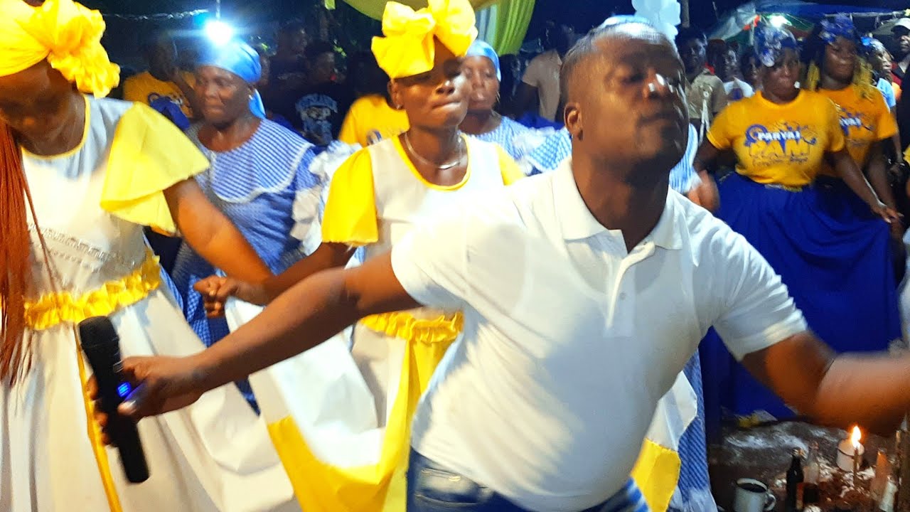 Samba Manno di Tout moun sèvi lwa, jwe vodou samba Manno pou Manbo Jessica