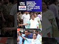 Mamata Banerjee Sends Strong Poll-Day Message With Victory Gesture in West Bengal | TMC Vs BJP |N18S