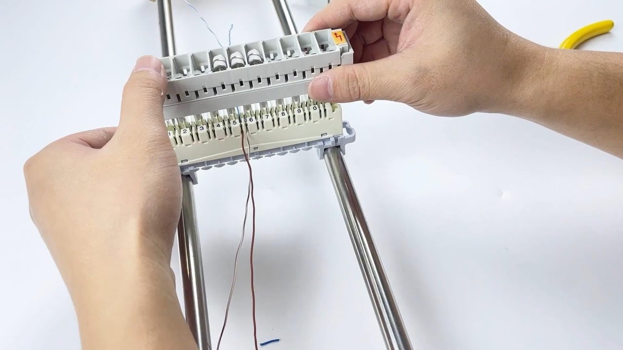 Highband Module How to Use the 10 pairs 3-pole over-voltage protection magazine for LSA ...