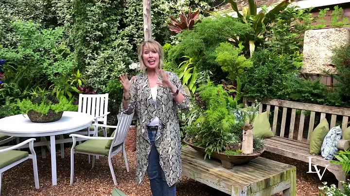 GARDEN TOUR: The Bungalow Garden with the Green Door