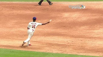 WSH@PHI: Rollins throws out Span just in time